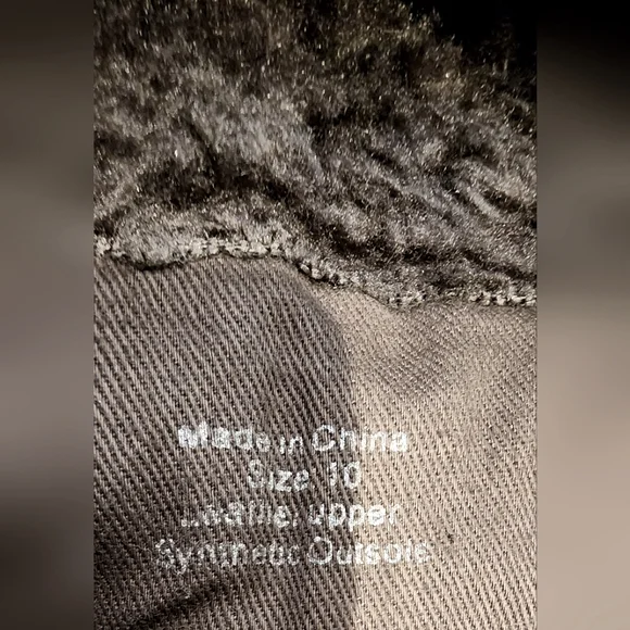 H by Halston Suede Knee High High Heeled Boots with Sheepskin. Size 10 - Picture 3 of 5